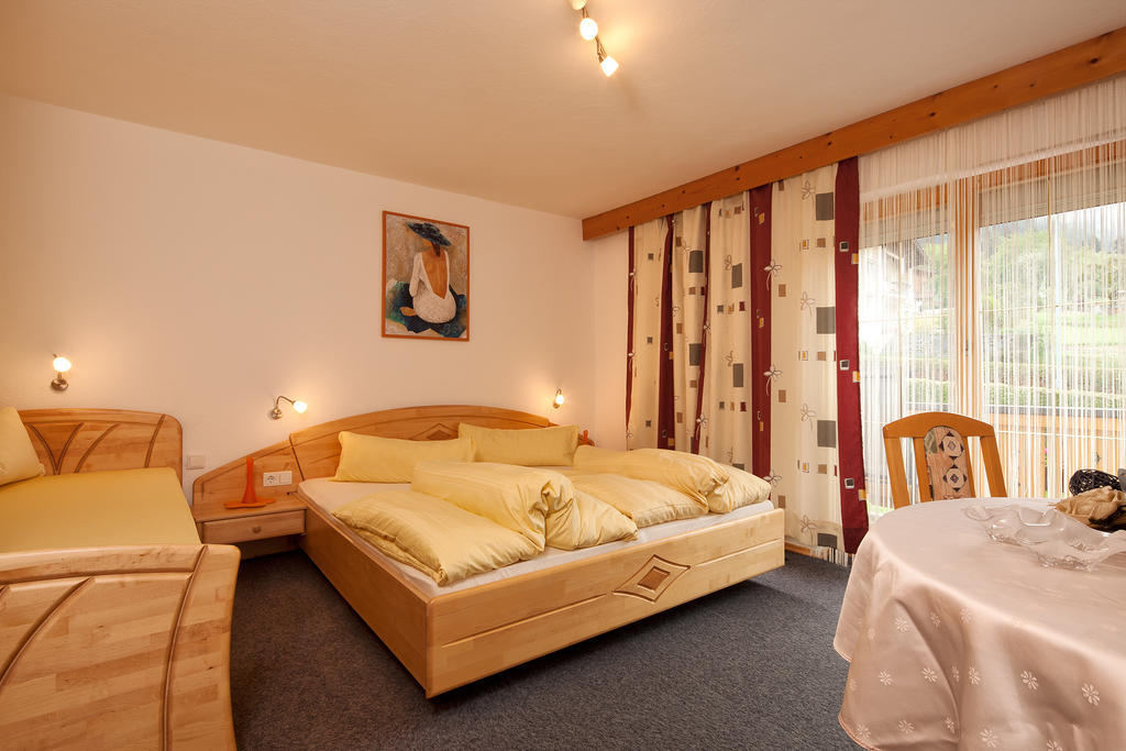 Haus Larcher Oetz Kamer foto